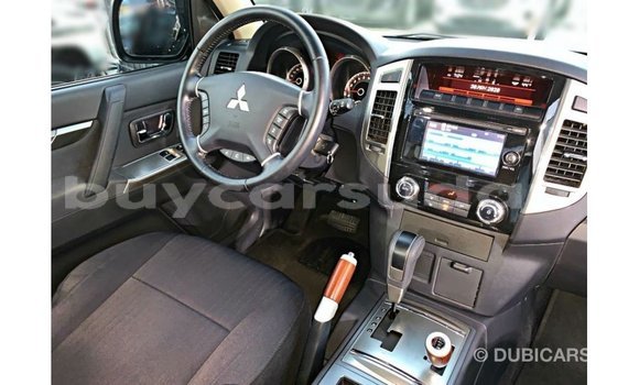 Buy Import Mitsubishi Pajero White Car in Import - Dubai in Al Jazirah State Buy Import Mitsubishi Pajero White Car in Import - Dubai in Al Jazirah State