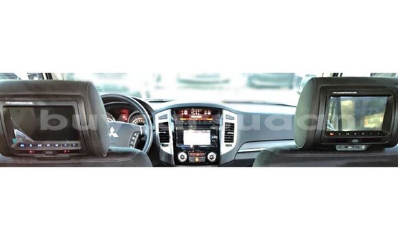 Buy Import Mitsubishi Pajero White Car in Import - Dubai in Al Jazirah State Buy Import Mitsubishi Pajero White Car in Import - Dubai in Al Jazirah State