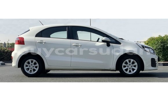 Buy Import Kia Carens White Car in Import - Dubai in Al Jazirah State Buy Import Kia Carens White Car in Import - Dubai in Al Jazirah State