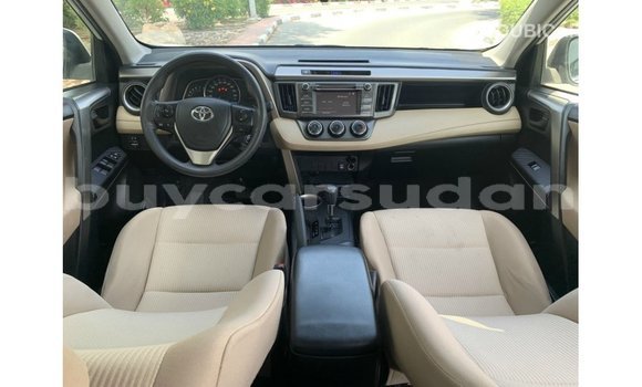 Buy Import Toyota HiAce White Truck in Import - Dubai in Al Jazirah State Buy Import Toyota HiAce White Truck in Import - Dubai in Al Jazirah State