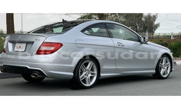 Buy Import Mercedes-Benz 190 Other Car in Import - Dubai in Al Jazirah State Buy Import Mercedes-Benz 190 Other Car in Import - Dubai in Al Jazirah State
