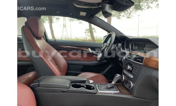 Buy Import Mercedes-Benz 190 Other Car in Import - Dubai in Al Jazirah State Buy Import Mercedes-Benz 190 Other Car in Import - Dubai in Al Jazirah State