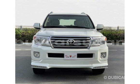 Buy Import Toyota Land Cruiser White Car in Import - Dubai in Al Jazirah State Buy Import Toyota Land Cruiser White Car in Import - Dubai in Al Jazirah State