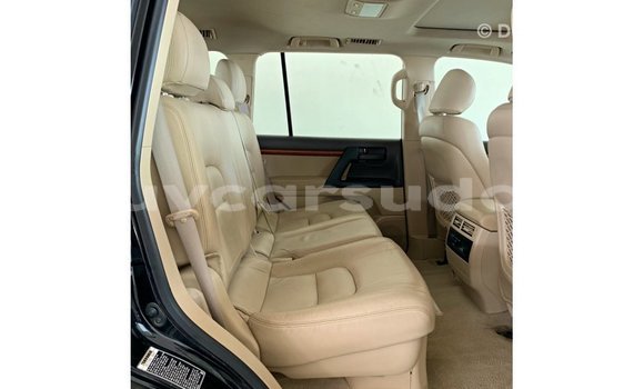 Buy Import Toyota Land Cruiser Black Car in Import - Dubai in Al Jazirah State Buy Import Toyota Land Cruiser Black Car in Import - Dubai in Al Jazirah State