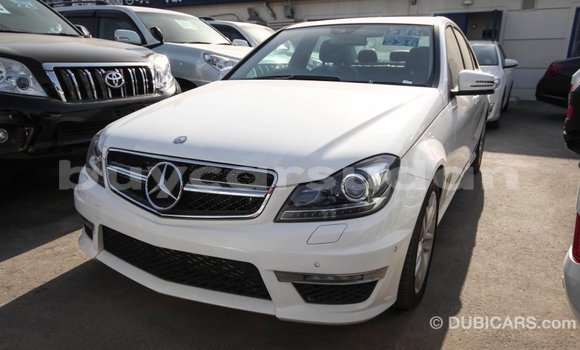 Buy Import Mercedes-Benz 200 White Car in Import - Dubai in Al Jazirah State Buy Import Mercedes-Benz 200 White Car in Import - Dubai in Al Jazirah State