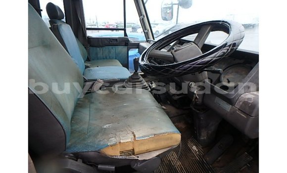 Buy Import Nissan Evalia Brown Truck in Import - Dubai in Al Jazirah State Buy Import Nissan Evalia Brown Truck in Import - Dubai in Al Jazirah State
