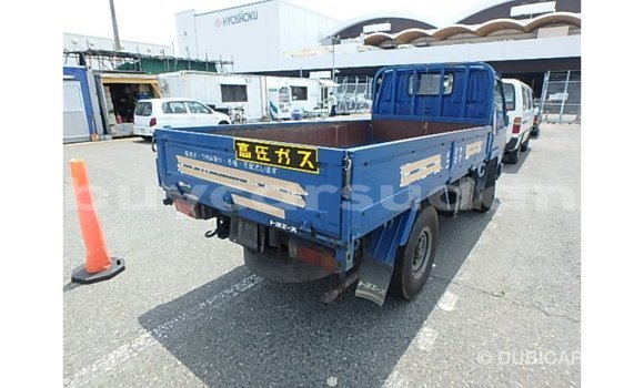 Buy Import Toyota HiAce Blue Truck in Import - Dubai in Al Jazirah State Buy Import Toyota HiAce Blue Truck in Import - Dubai in Al Jazirah State