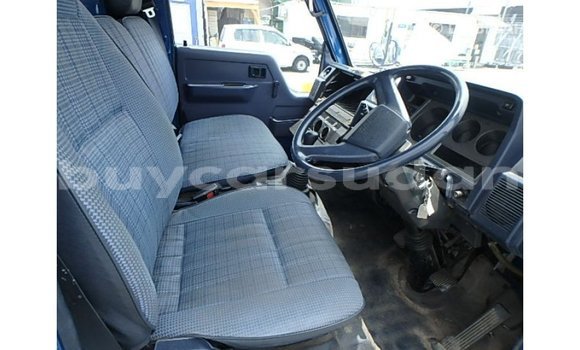 Buy Import Toyota HiAce Blue Truck in Import - Dubai in Al Jazirah State Buy Import Toyota HiAce Blue Truck in Import - Dubai in Al Jazirah State