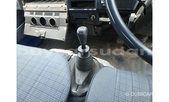 Buy Import Toyota HiAce Blue Truck in Import - Dubai in Al Jazirah State Buy Import Toyota HiAce Blue Truck in Import - Dubai in Al Jazirah State