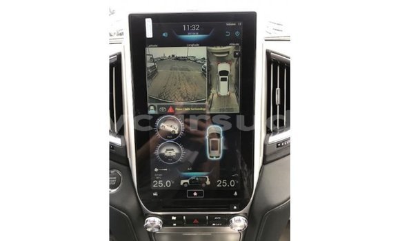 Acheter Import Voiture Toyota Land Cruiser Blanc à Import - Dubai, État d'Al Jazirah Acheter Import Voiture Toyota Land Cruiser Blanc à Import - Dubai, État d'Al Jazirah