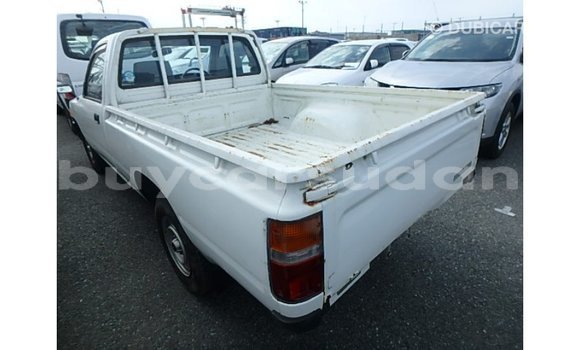 Buy Import Toyota Hilux White Car in Import - Dubai in Al Jazirah State Buy Import Toyota Hilux White Car in Import - Dubai in Al Jazirah State