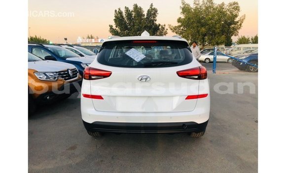 Buy Import Hyundai Tucson White Car in Import - Dubai in Al Jazirah State Buy Import Hyundai Tucson White Car in Import - Dubai in Al Jazirah State