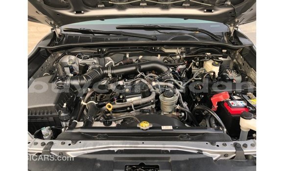 Acheter Import Voiture Toyota Fortuner Autre à Import - Dubai, État d'Al Jazirah Acheter Import Voiture Toyota Fortuner Autre à Import - Dubai, État d'Al Jazirah