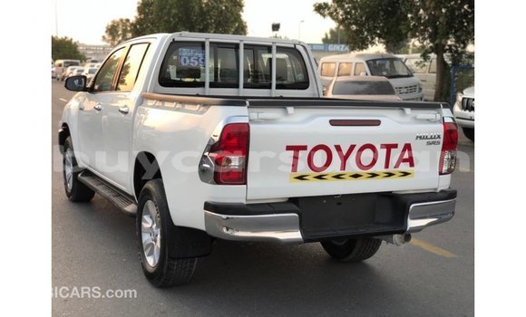 Buy Import Toyota Hilux White Car in Import - Dubai in Al Jazirah State Buy Import Toyota Hilux White Car in Import - Dubai in Al Jazirah State