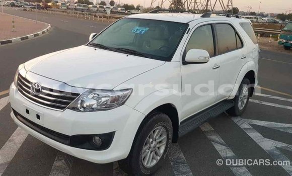Buy Import Toyota Fortuner White Car in Import - Dubai in Al Jazirah State Buy Import Toyota Fortuner White Car in Import - Dubai in Al Jazirah State