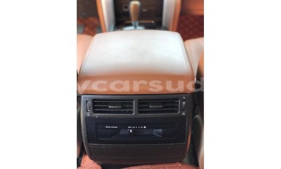 Buy Import Toyota Land Cruiser White Car in Import - Dubai in Al Jazirah State Buy Import Toyota Land Cruiser White Car in Import - Dubai in Al Jazirah State