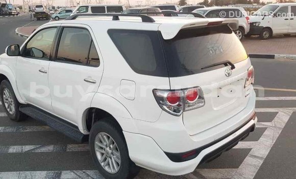 Buy Import Toyota Fortuner White Car in Import - Dubai in Al Jazirah State Buy Import Toyota Fortuner White Car in Import - Dubai in Al Jazirah State