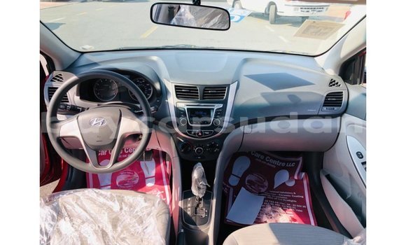 Acheter Import Voiture Hyundai Accent Rouge à Import - Dubai, État d'Al Jazirah Acheter Import Voiture Hyundai Accent Rouge à Import - Dubai, État d'Al Jazirah