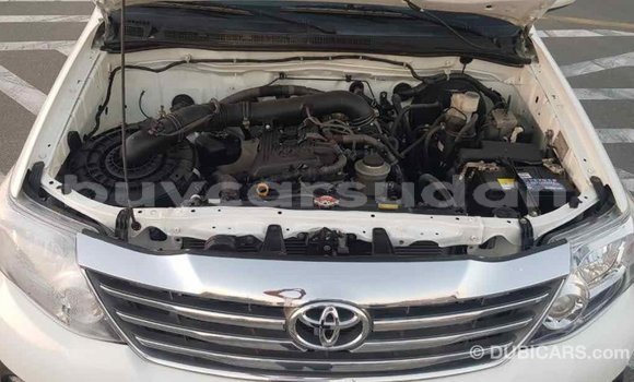 Buy Import Toyota Fortuner White Car in Import - Dubai in Al Jazirah State Buy Import Toyota Fortuner White Car in Import - Dubai in Al Jazirah State
