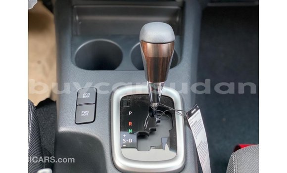 Acheter Import Voiture Toyota Hilux Blanc à Import - Dubai, État d'Al Jazirah Acheter Import Voiture Toyota Hilux Blanc à Import - Dubai, État d'Al Jazirah