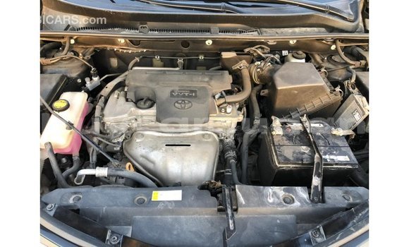 Acheter Import Utilitaire Toyota HiAce Noir à Import - Dubai, État d'Al Jazirah Acheter Import Utilitaire Toyota HiAce Noir à Import - Dubai, État d'Al Jazirah