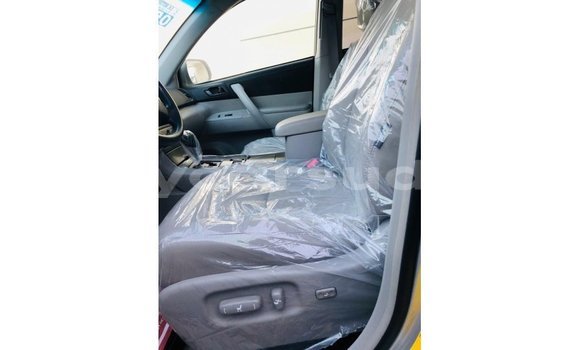 Acheter Import Voiture Toyota Highlander Autre à Import - Dubai, État d'Al Jazirah Acheter Import Voiture Toyota Highlander Autre à Import - Dubai, État d'Al Jazirah