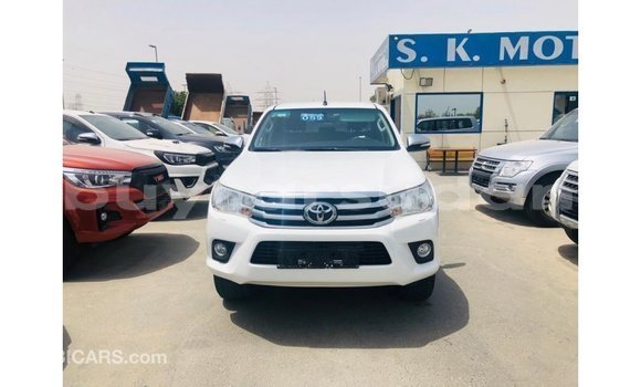 Buy Import Toyota Hilux White Car in Import - Dubai in Al Jazirah State Buy Import Toyota Hilux White Car in Import - Dubai in Al Jazirah State