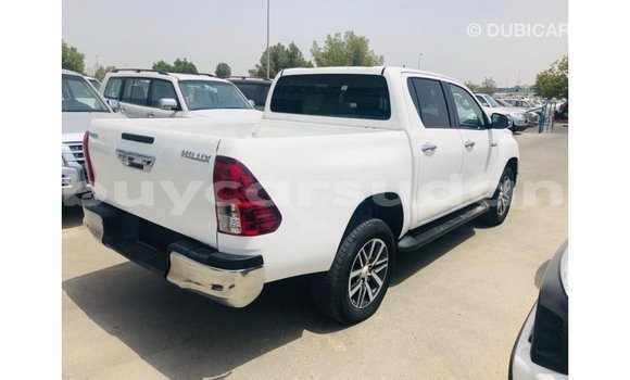 Buy Import Toyota Hilux White Car in Import - Dubai in Al Jazirah State Buy Import Toyota Hilux White Car in Import - Dubai in Al Jazirah State