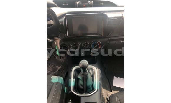 Buy Import Toyota Hilux White Car in Import - Dubai in Al Jazirah State Buy Import Toyota Hilux White Car in Import - Dubai in Al Jazirah State