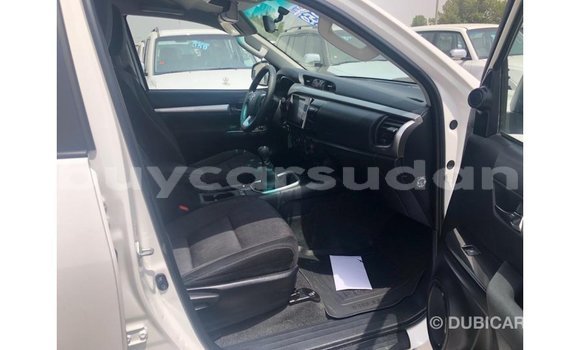 Buy Import Toyota Hilux White Car in Import - Dubai in Al Jazirah State Buy Import Toyota Hilux White Car in Import - Dubai in Al Jazirah State