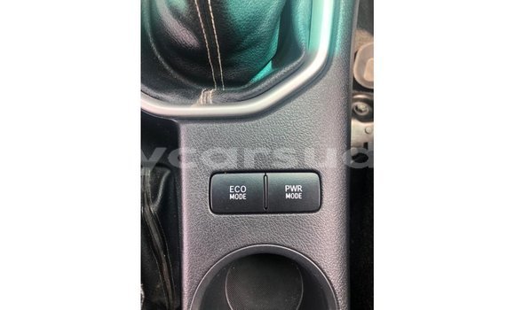 Buy Import Toyota Hilux White Car in Import - Dubai in Al Jazirah State Buy Import Toyota Hilux White Car in Import - Dubai in Al Jazirah State