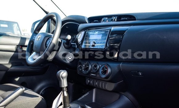 Buy Import Toyota Hilux White Car in Import - Dubai in Al Jazirah State Buy Import Toyota Hilux White Car in Import - Dubai in Al Jazirah State