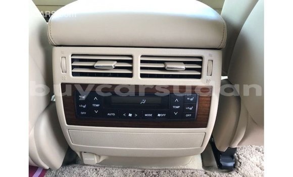 Buy Import Toyota Land Cruiser White Car in Import - Dubai in Al Jazirah State Buy Import Toyota Land Cruiser White Car in Import - Dubai in Al Jazirah State