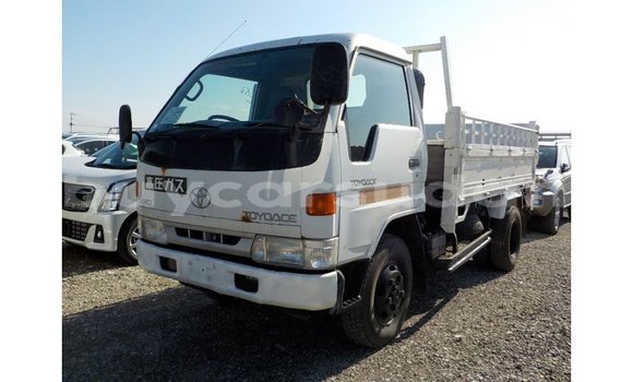 Buy Import Toyota Dyna White Truck in Import - Dubai in Al Jazirah State Buy Import Toyota Dyna White Truck in Import - Dubai in Al Jazirah State