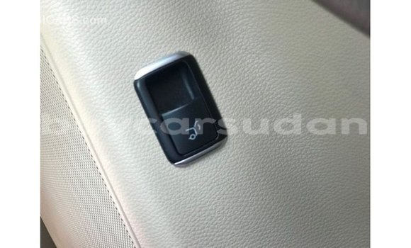 Buy Import Mercedes-Benz 190 White Car in Import - Dubai in Al Jazirah State Buy Import Mercedes-Benz 190 White Car in Import - Dubai in Al Jazirah State