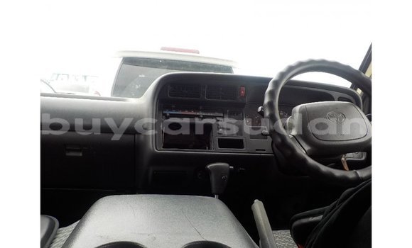 Buy Import Toyota Hiace White Car in Import - Dubai in Al Jazirah State Buy Import Toyota Hiace White Car in Import - Dubai in Al Jazirah State