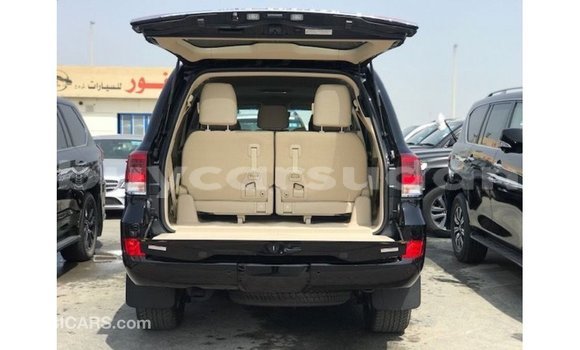 Acheter Import Voiture Toyota Land Cruiser Noir à Import - Dubai, État d'Al Jazirah Acheter Import Voiture Toyota Land Cruiser Noir à Import - Dubai, État d'Al Jazirah