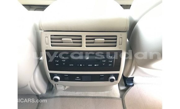 Buy Import Toyota Land Cruiser White Car in Import - Dubai in Al Jazirah State Buy Import Toyota Land Cruiser White Car in Import - Dubai in Al Jazirah State