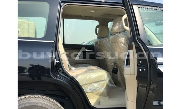Buy Import Toyota Land Cruiser Black Car in Import - Dubai in Al Jazirah State Buy Import Toyota Land Cruiser Black Car in Import - Dubai in Al Jazirah State