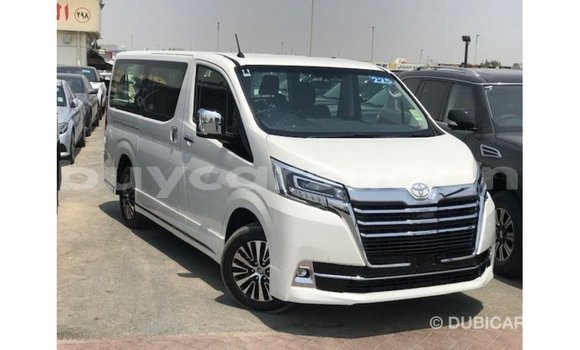 Buy Import Toyota Granvia White Car in Import - Dubai in Al Jazirah State Buy Import Toyota Granvia White Car in Import - Dubai in Al Jazirah State