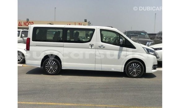 Buy Import Toyota Granvia White Car in Import - Dubai in Al Jazirah State Buy Import Toyota Granvia White Car in Import - Dubai in Al Jazirah State