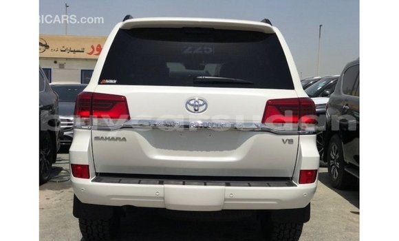 Buy Import Toyota Land Cruiser White Car in Import - Dubai in Al Jazirah State Buy Import Toyota Land Cruiser White Car in Import - Dubai in Al Jazirah State