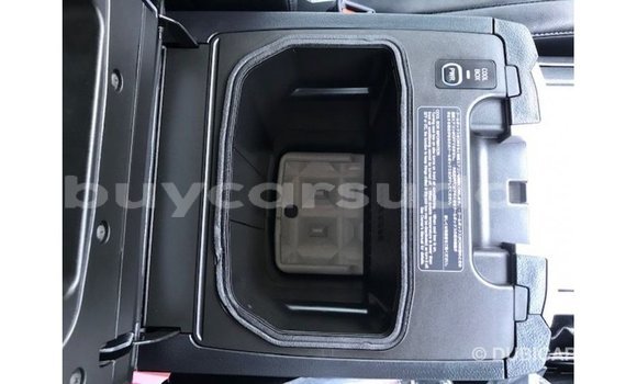 Buy Import Toyota Land Cruiser White Car in Import - Dubai in Al Jazirah State Buy Import Toyota Land Cruiser White Car in Import - Dubai in Al Jazirah State