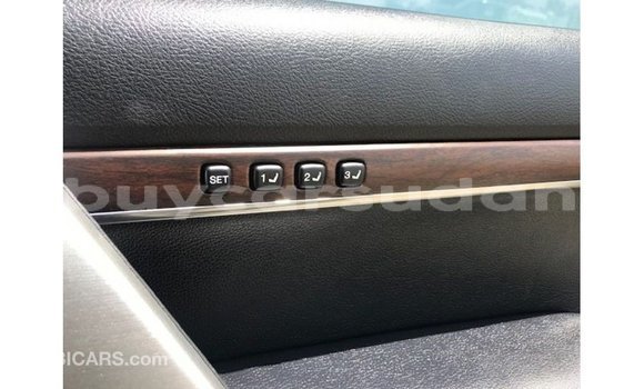 Buy Import Toyota Land Cruiser White Car in Import - Dubai in Al Jazirah State Buy Import Toyota Land Cruiser White Car in Import - Dubai in Al Jazirah State