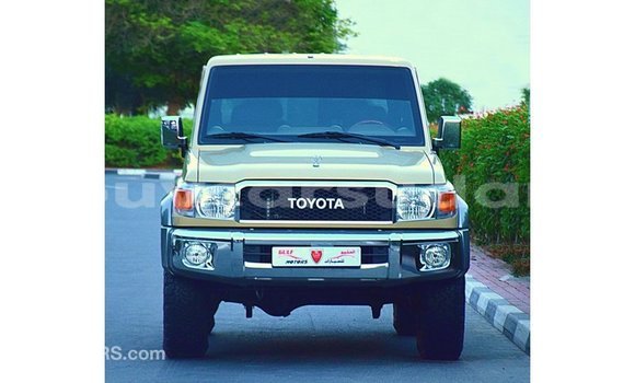 Buy Import Toyota Land Cruiser Beige Car in Import - Dubai in Al Jazirah State Buy Import Toyota Land Cruiser Beige Car in Import - Dubai in Al Jazirah State