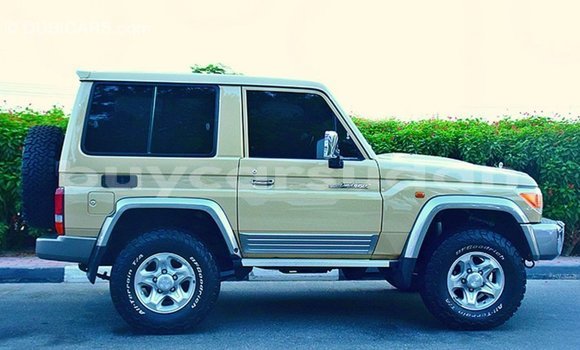 Buy Import Toyota Land Cruiser Beige Car in Import - Dubai in Al Jazirah State Buy Import Toyota Land Cruiser Beige Car in Import - Dubai in Al Jazirah State