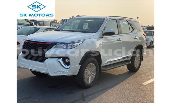 Buy Import Toyota Fortuner White Car in Import - Dubai in Al Jazirah State Buy Import Toyota Fortuner White Car in Import - Dubai in Al Jazirah State