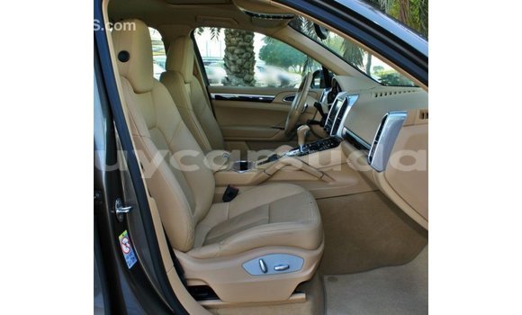Buy Import Porsche Cayenne Brown Car in Import - Dubai in Al Jazirah State Buy Import Porsche Cayenne Brown Car in Import - Dubai in Al Jazirah State
