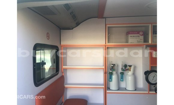 Buy Import Toyota Hiace White Car in Import - Dubai in Al Jazirah State Buy Import Toyota Hiace White Car in Import - Dubai in Al Jazirah State