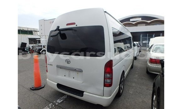 Buy Import Toyota Hiace White Car in Import - Dubai in Al Jazirah State Buy Import Toyota Hiace White Car in Import - Dubai in Al Jazirah State
